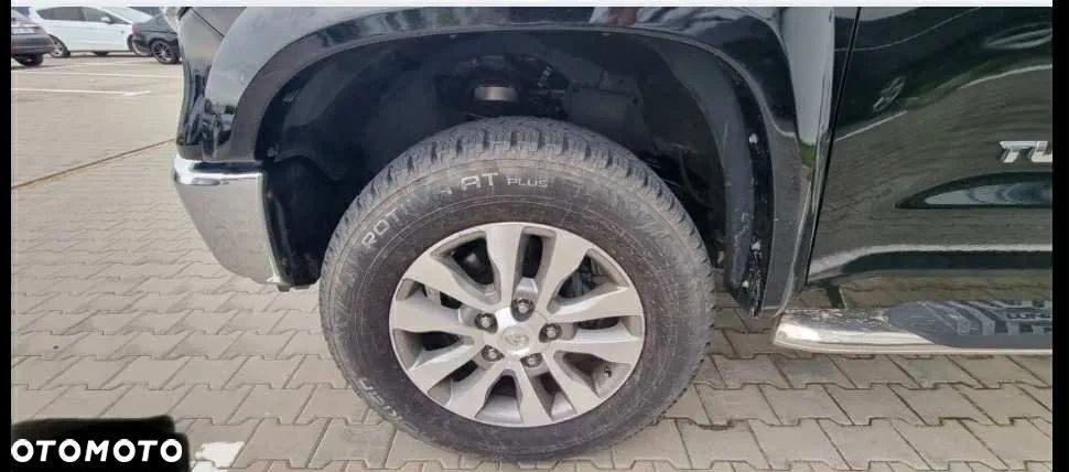 Toyota Tundra - 12