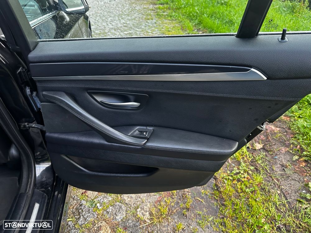 BMW 520 d Line Luxury Auto - 40