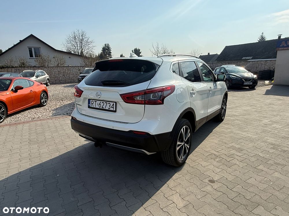 Nissan Qashqai 1.7 dCi Xtronic ALL-MODE 4x4i TEKNA - 3