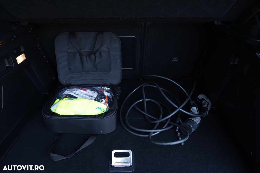 Peugeot 3008 PHEV EAT8 GT Pack - 26