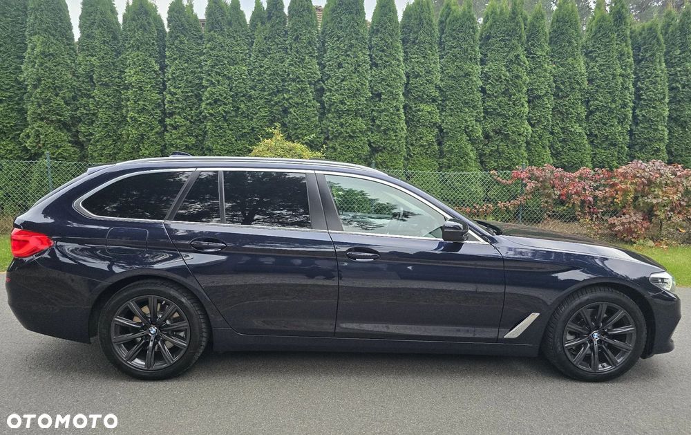 BMW 5 Series 2020 photo 5