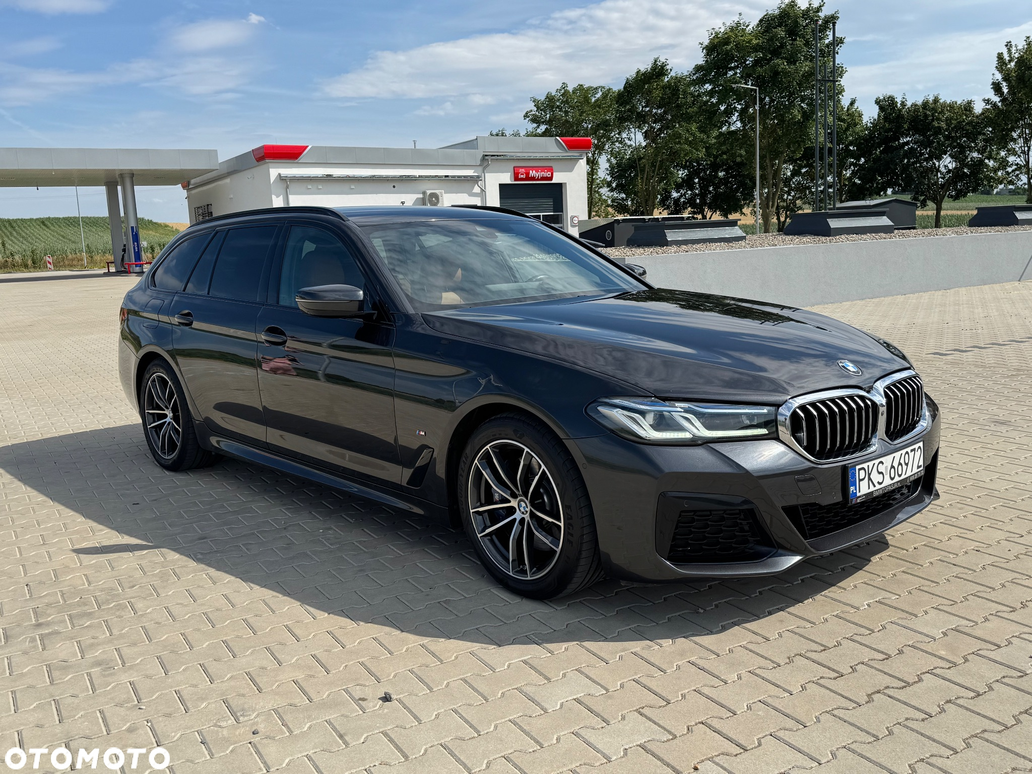 BMW Seria 5 530i Touring M Sport Edition - 11