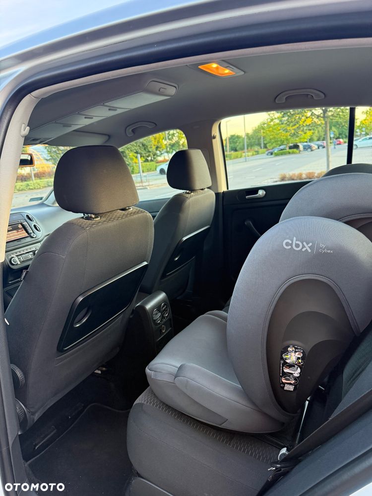 Volkswagen Golf Plus 1.6 TDI Comfortline - 5
