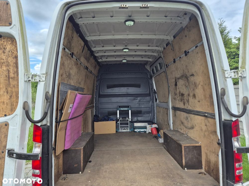 Mercedes-Benz SPRINTER - 8