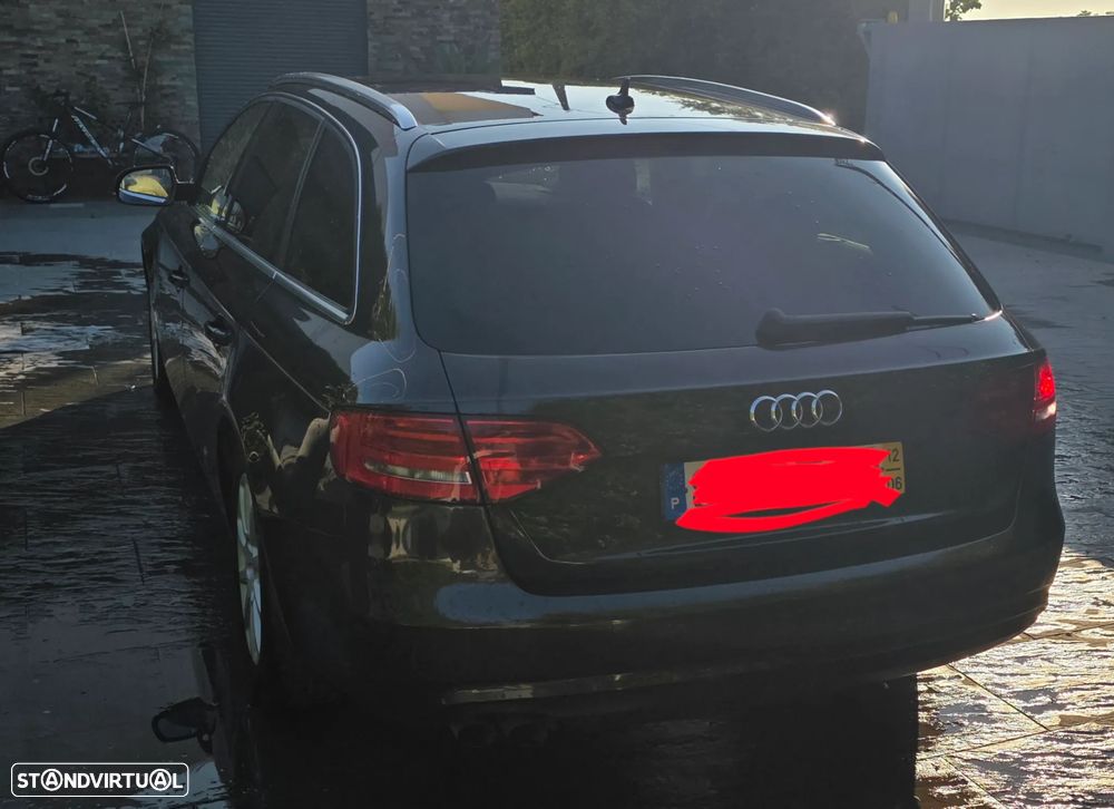 Audi A4 Avant 2.0 TDI DPF Ambition - 2