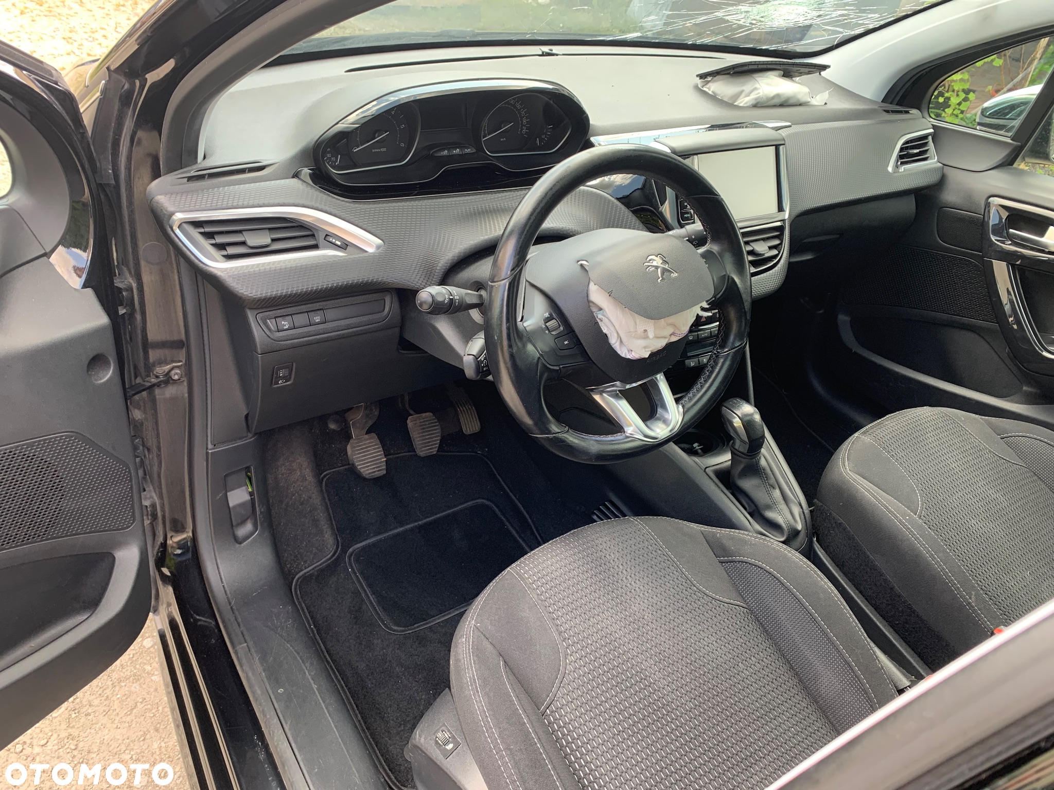 Peugeot 208 Blue-HDi 100 Stop&Start Allure - 20