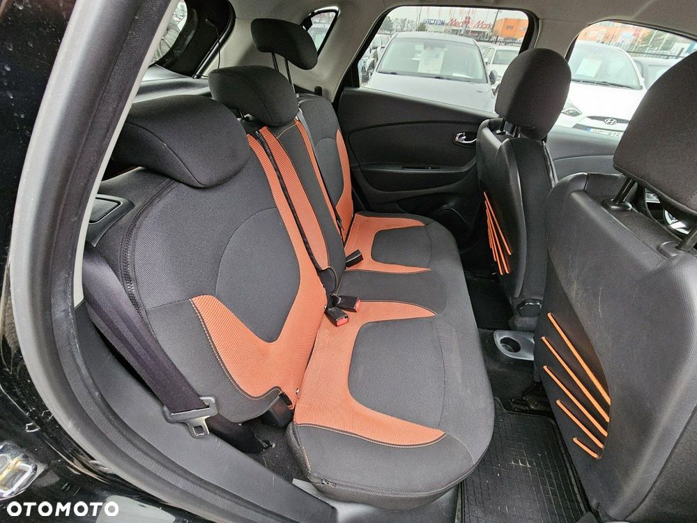 Renault Captur 0.9 Energy TCe Helly Hansen - 26