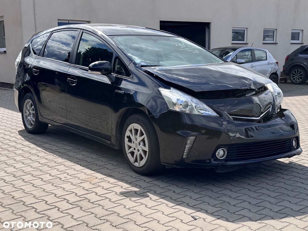 Toyota Prius+ (Hybrid) - 12