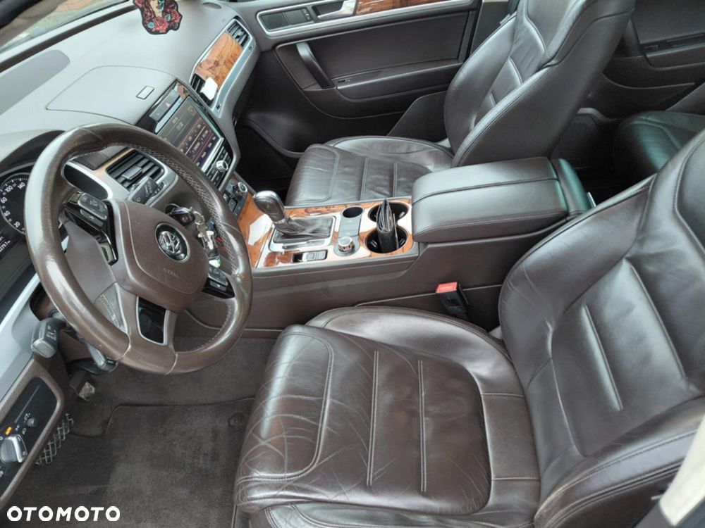Volkswagen Touareg - 5
