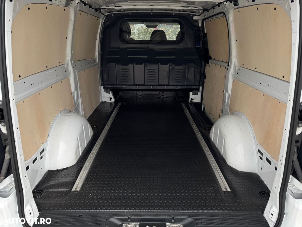 Mercedes-Benz Vito - 14