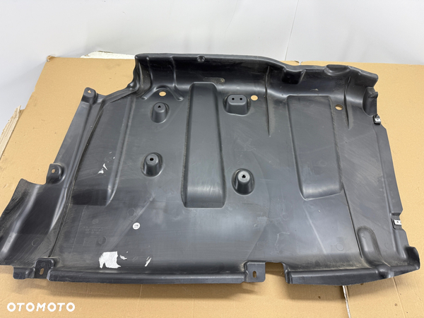 Osłona podłoga pod silnik A222 W222 S KLASA