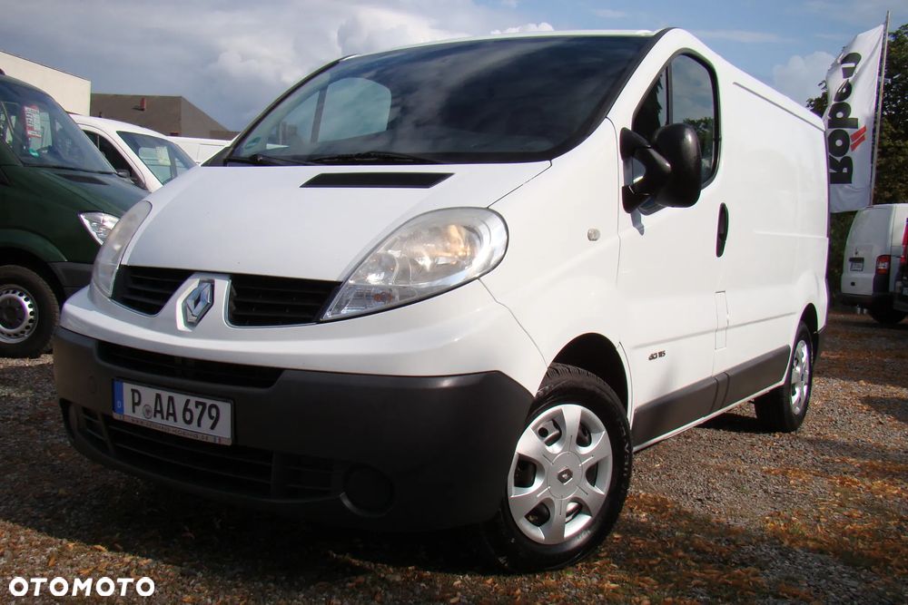 Renault Trafic - 1