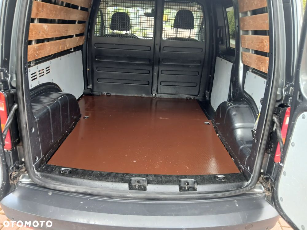 Volkswagen CADDY - 9
