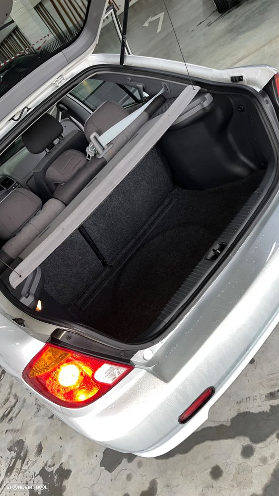 Hyundai Accent 1.3i GLS - 16