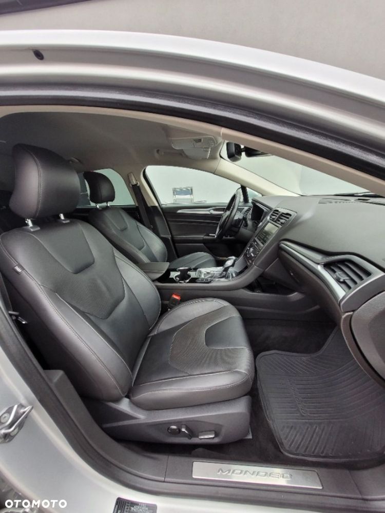 Ford Mondeo - 18