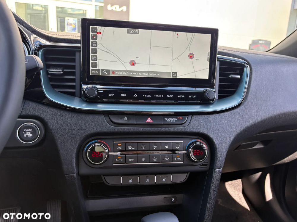 Kia XCeed 1.6 T-GDI Tribute DCT - 32