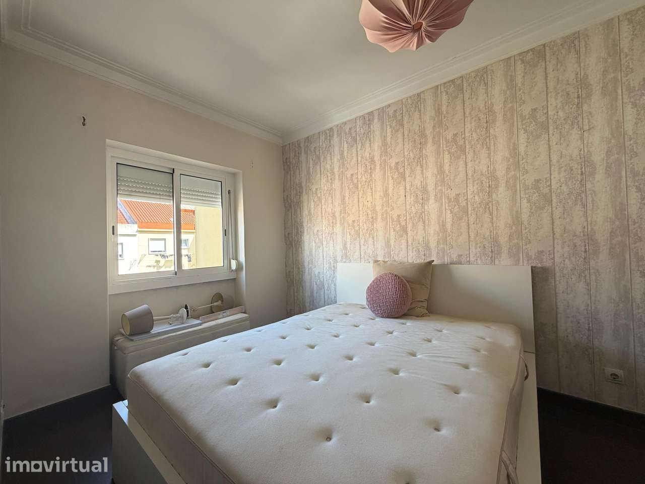Apartamento T2 localizado na Venteira - Grande imagem: 2/10