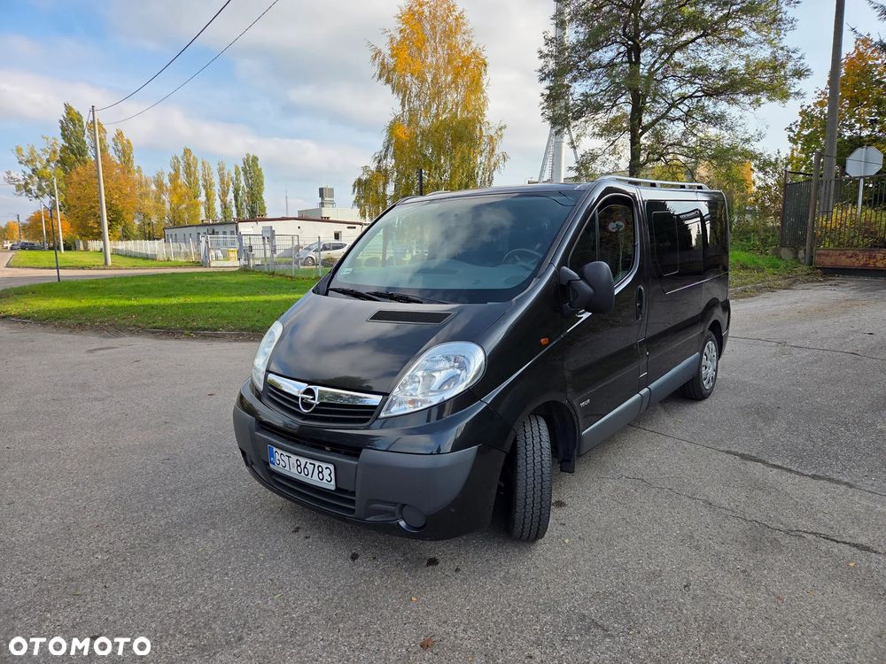 Opel Vivaro 2011 photo 3
