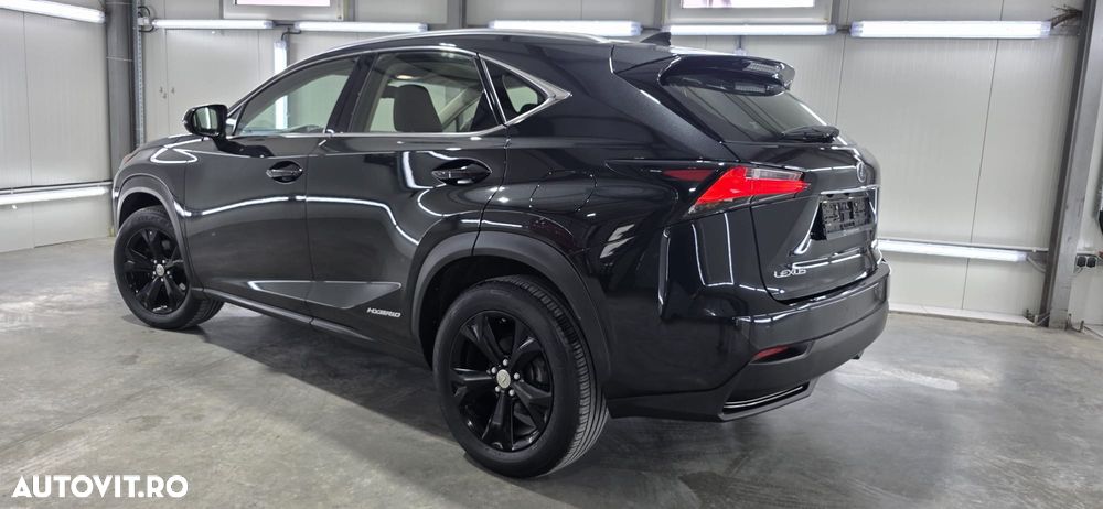 Lexus Seria NX 300h AWD Luxury - 22