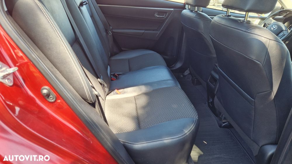 Toyota Corolla 1.4 D-4D Sol - 7