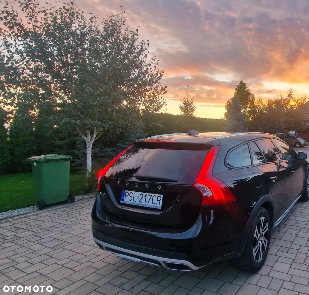 Volvo V60 Cross Country D3 Kinetic - 6