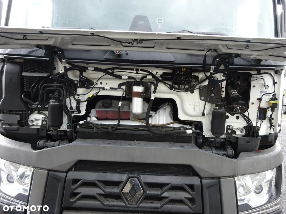 Renault GAMA T 430 ADR - 12
