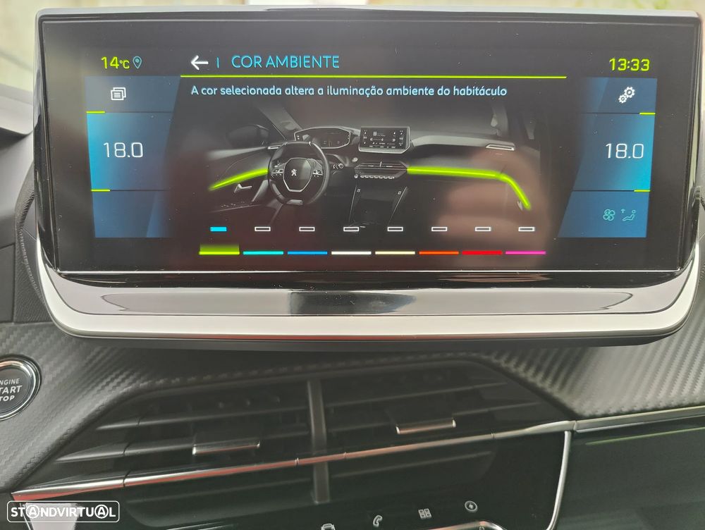 Peugeot e-2008 50 kWh GT - 12