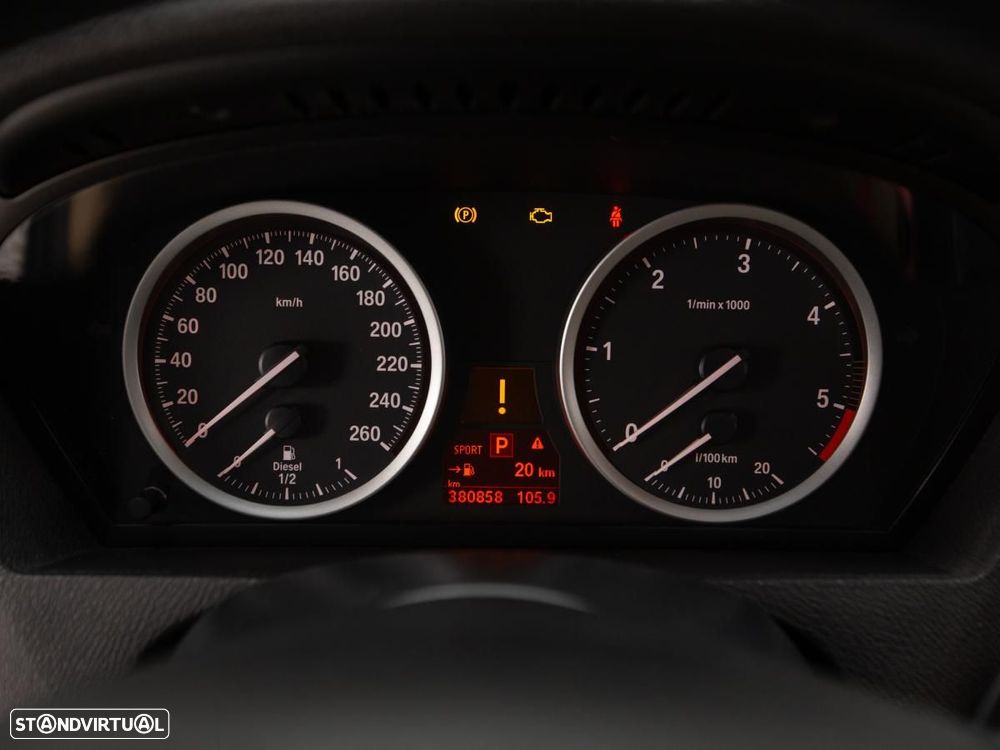 BMW X6 - 31