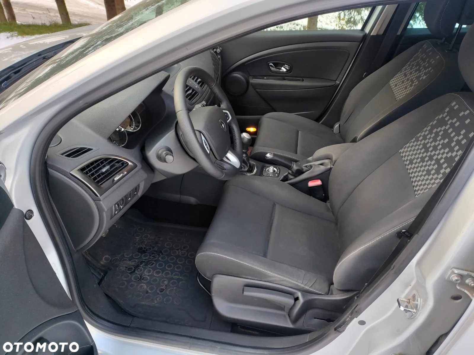 Renault Megane Grandtour ENERGY TCe 115 Start & Stop Authentique - 10