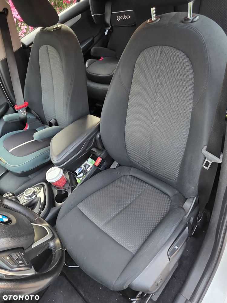 BMW Seria 2 216i - 10