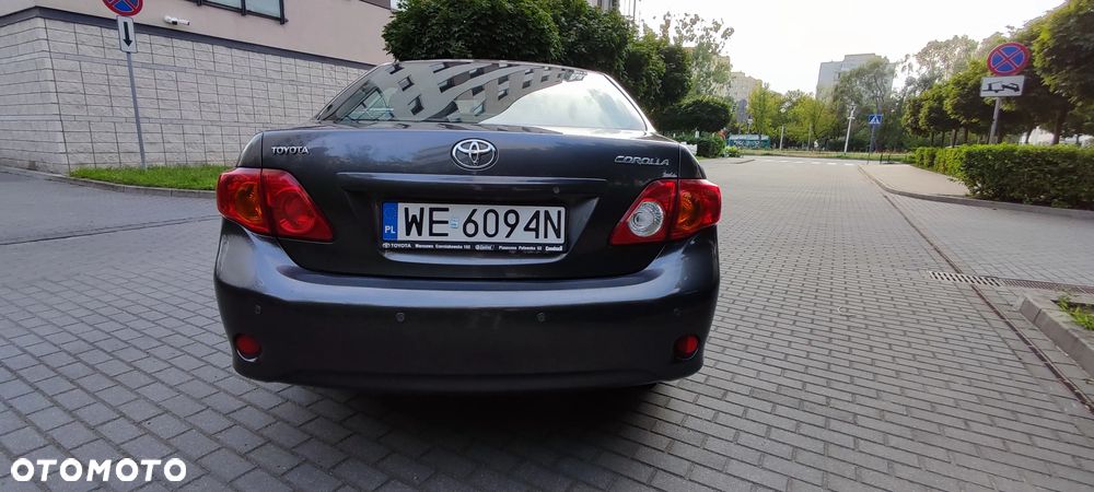 Toyota Corolla 1.6 VVT-i Luna - 5