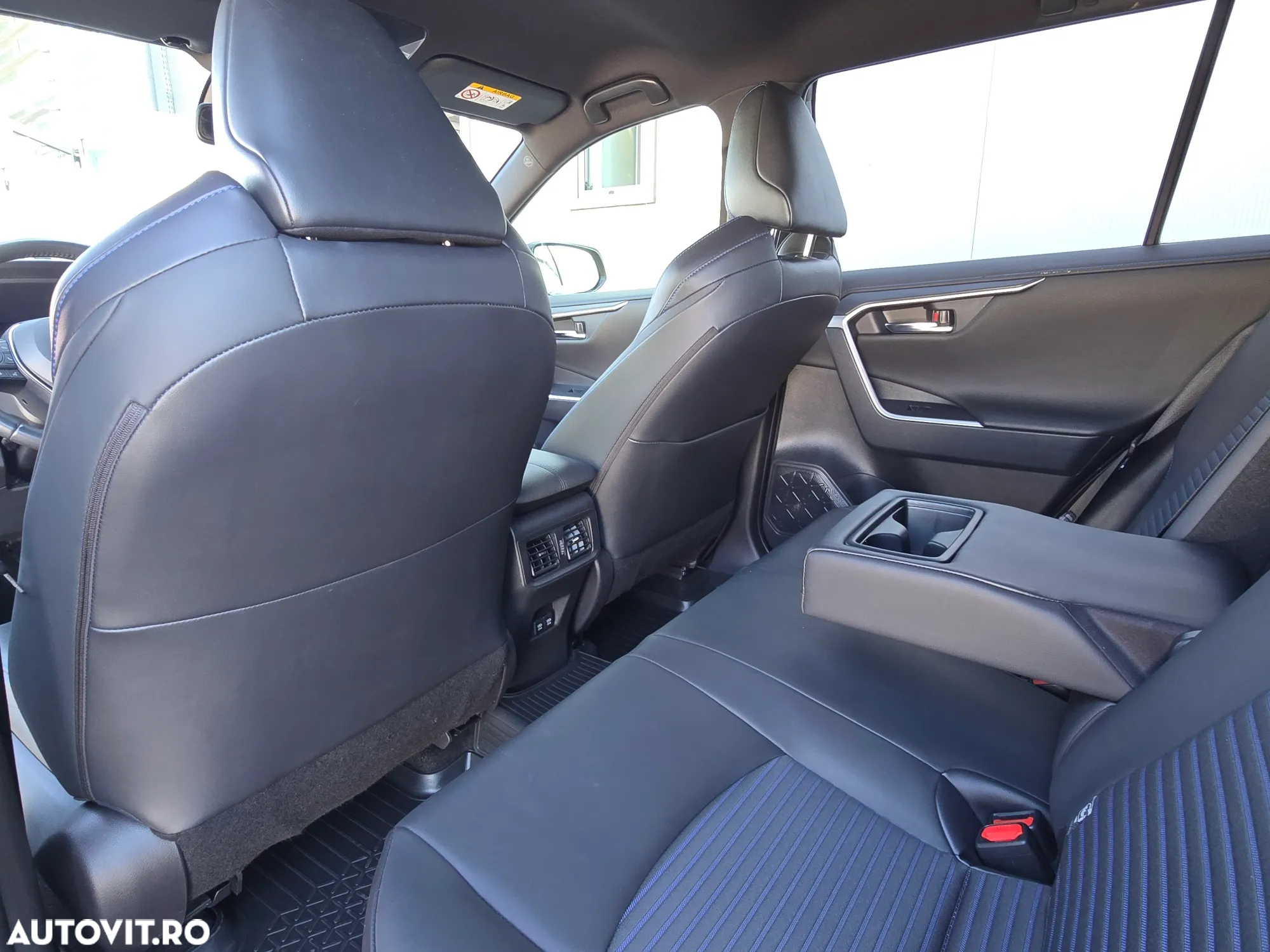Toyota RAV4 2.5 Hybrid VVT-iE 4x2 Dynamic - 15