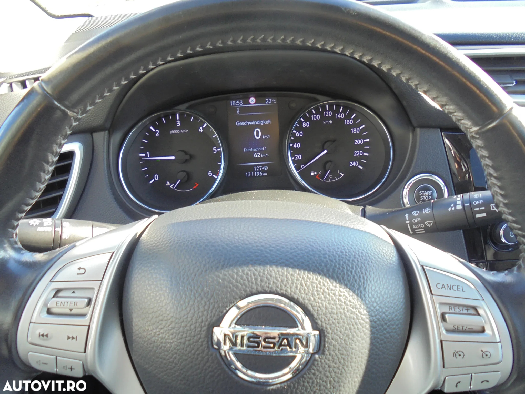 Nissan Qashqai 1.6L dCi Start/Stop 4X4-i N-Connecta - 31