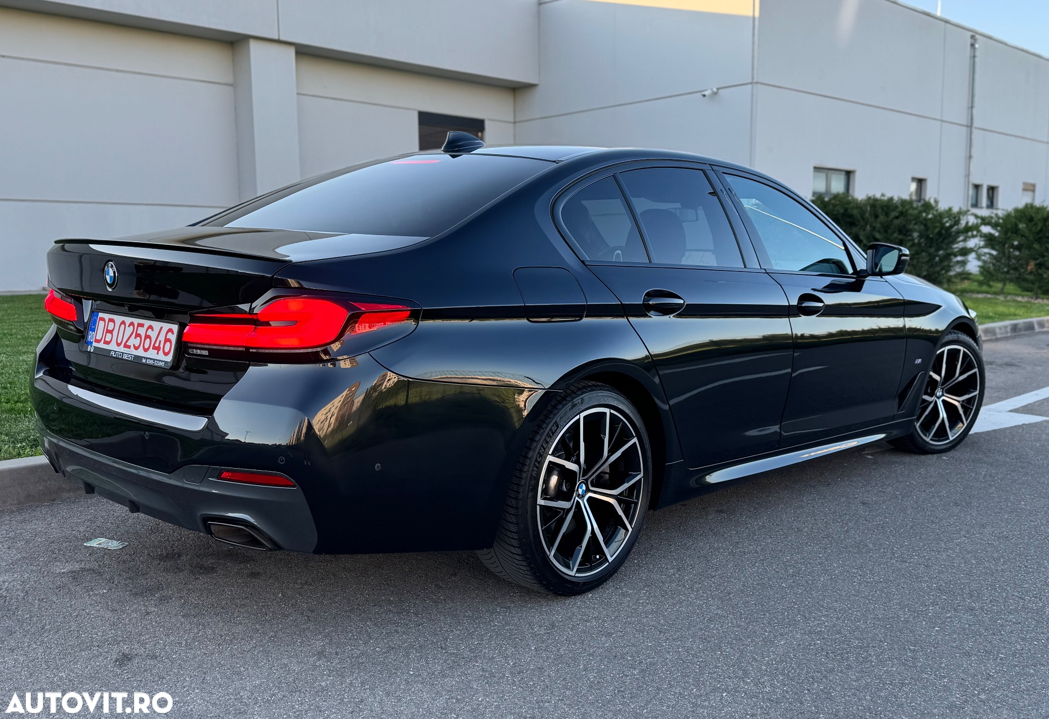 BMW Seria 5 520d AT MHEV - 11