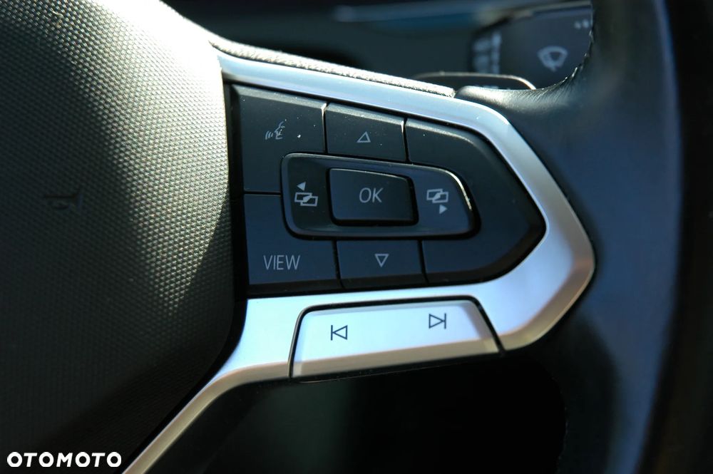 Volkswagen Passat - 30