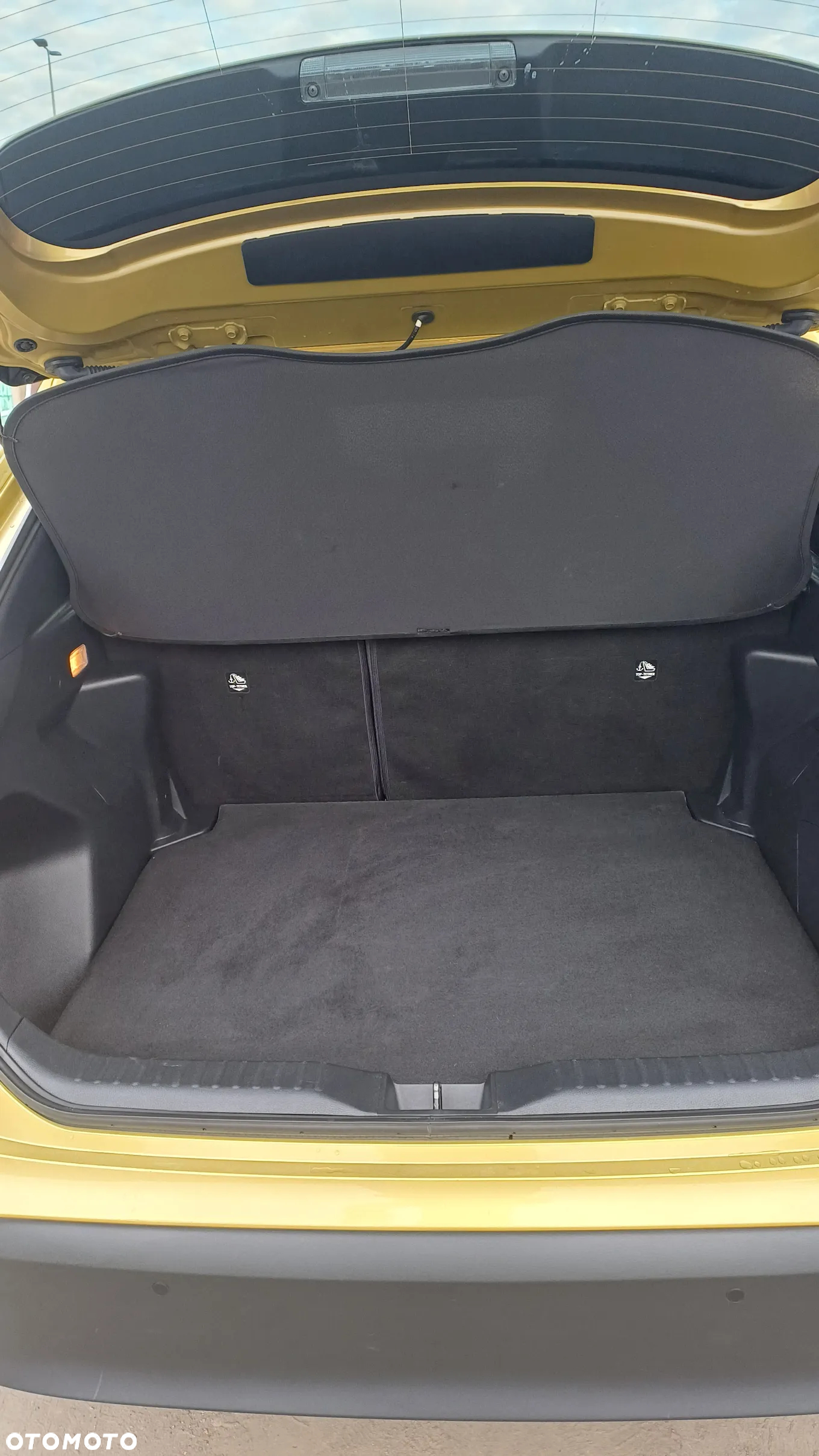 Toyota Yaris Hybrid 1.5 Comfort - 24