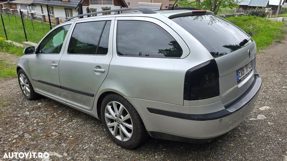 Skoda Octavia 2.0 FSI Trend - 4
