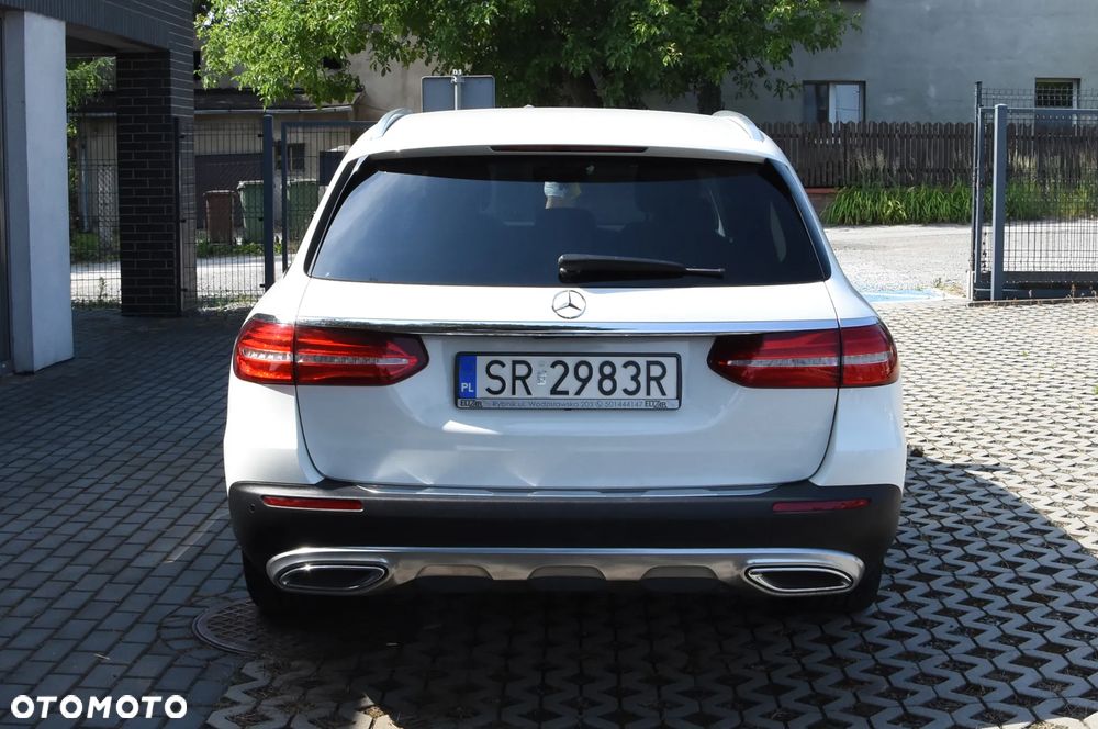 Mercedes-Benz Klasa E 220 d 4Matic All-Terrain 9G-TRONIC Avantgarde - 6