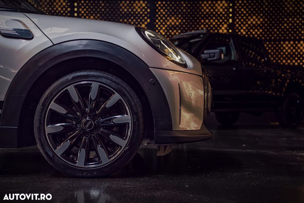 Mini Cooper Aut. Essential Trim - 7