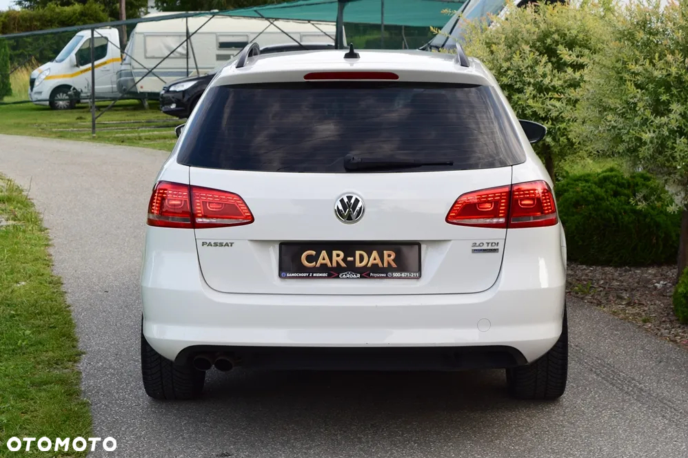 Volkswagen Passat 2.0 TDI Comfortline - 9