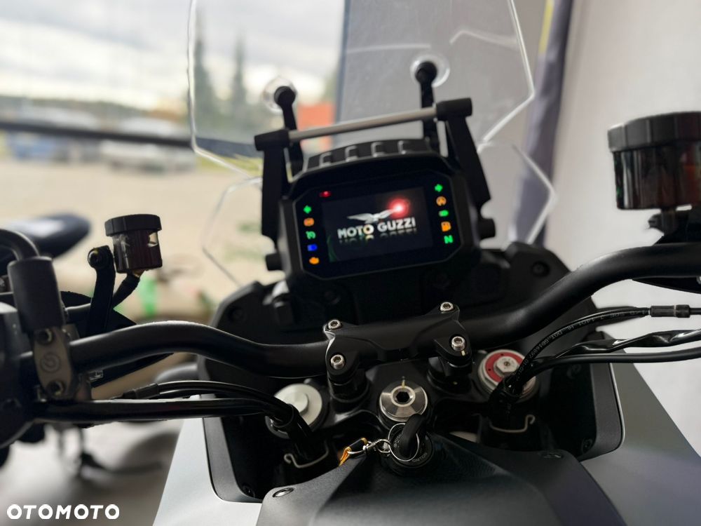 Moto Guzzi Stelvio - 21