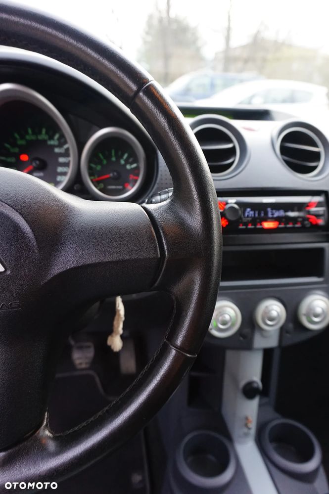 Mitsubishi Colt - 31