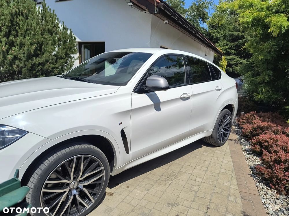 BMW X6 xDriveM50d - 10