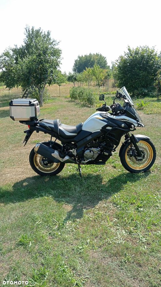 Suzuki V-STROM - 9