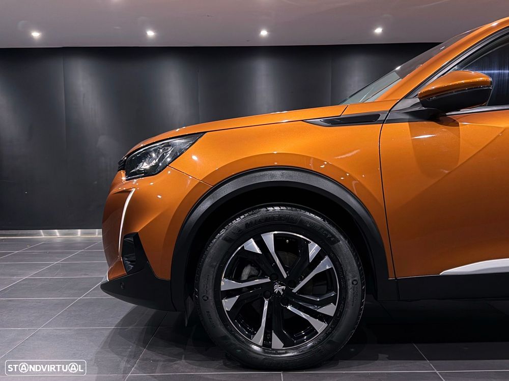 Peugeot 2008 1.2 PureTech Allure Pack - 3