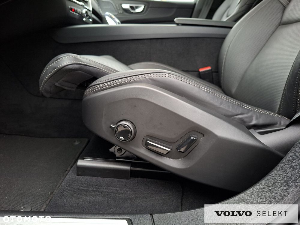 Volvo XC 60 - 31