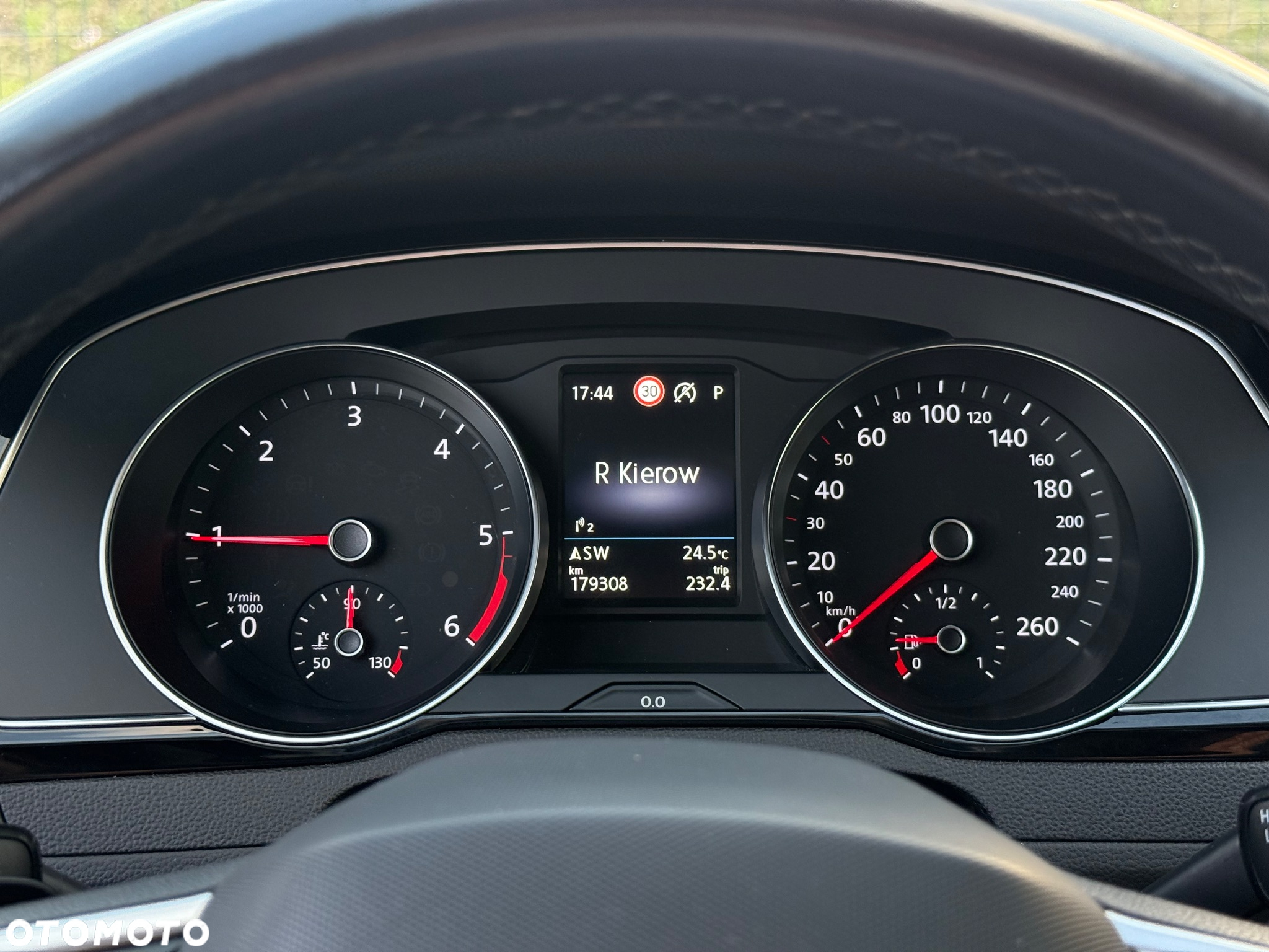 Volkswagen Passat 2.0 TDI EVO Business DSG - 18
