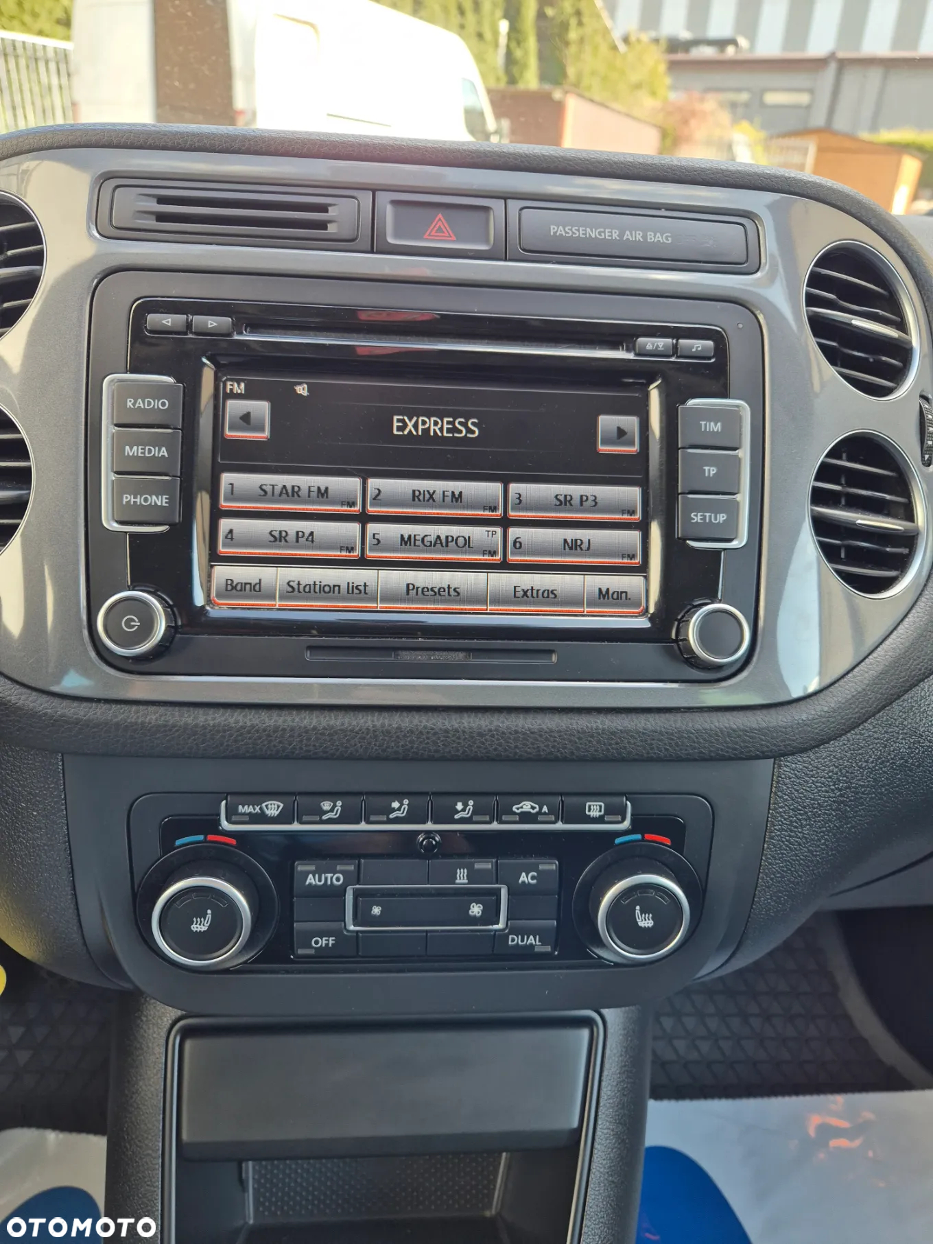 Volkswagen Tiguan 2.0 TDI 4Mot Perfectline R-Style - 15