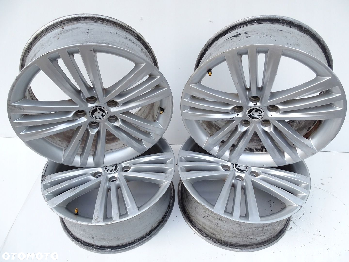 ALUFELGI FELGI 18 5x112 SKODA SUPERB II LIFT OCTAVIA III 3T0601025T ET46 - 2