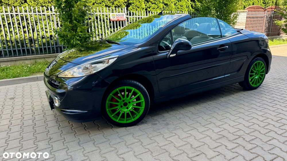 Peugeot 207 CC 1.6 Intense - 29